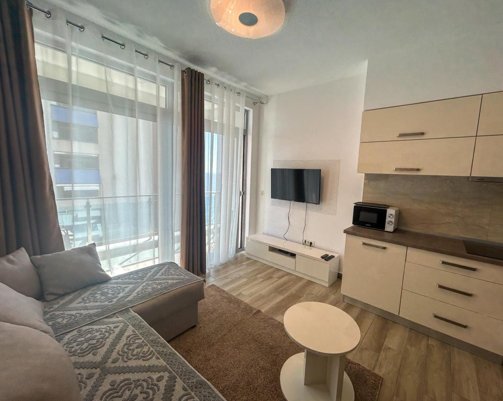 Flabelline Apartment